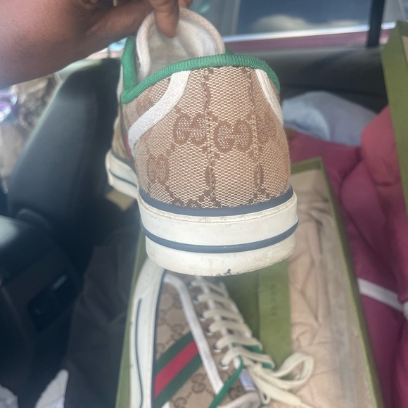Gucci Shoes - Guci sneakers